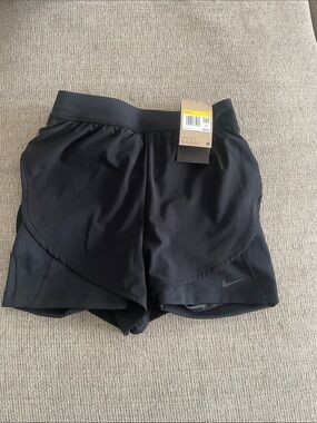 Nike Women’s Black Athletic Layered Running Shorts